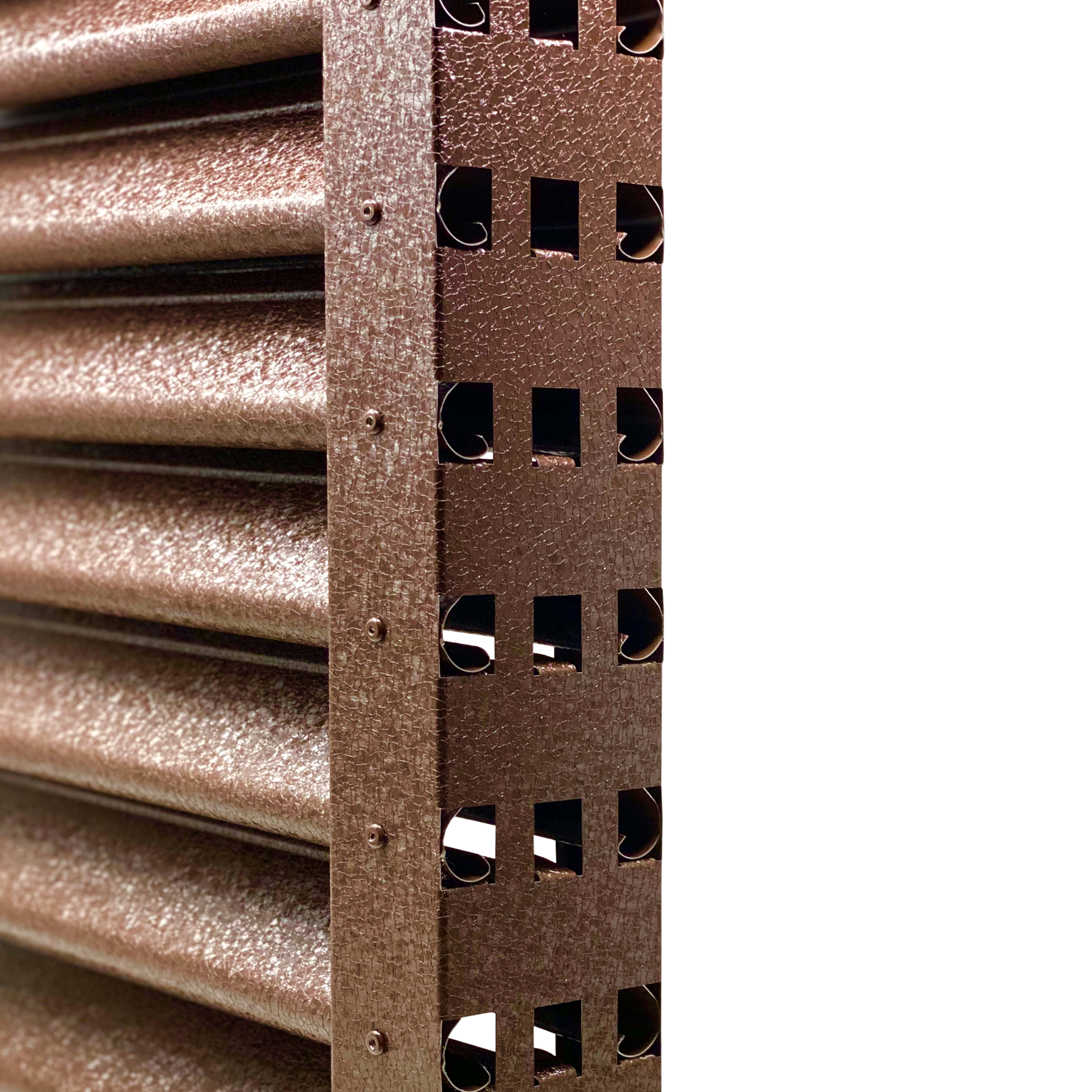 Prim-plan al modelului PIRAMIDA Gard Jaluzele cu finisaj de Hi-Mat în culoare Maro Caramelă RAL 8017, disponibil pe www.jaluzelegard.ro, fabricat de Top Profil Sistem.